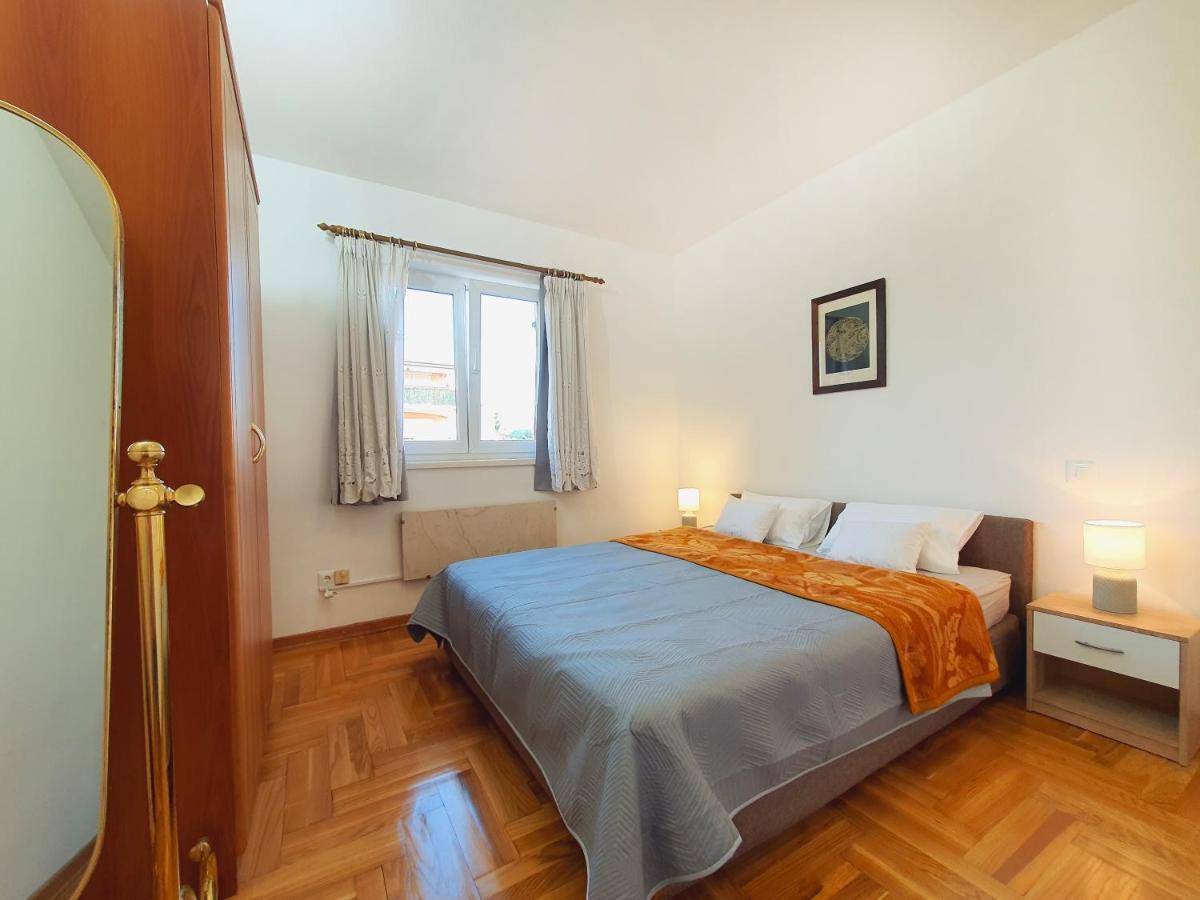 Panorama Apartment Tar-Vabriga Exterior photo